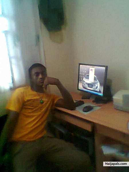 Every day hustling - click for next photo