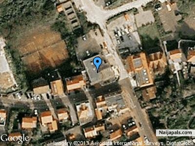 other places were you find Tom. - click for next photo
