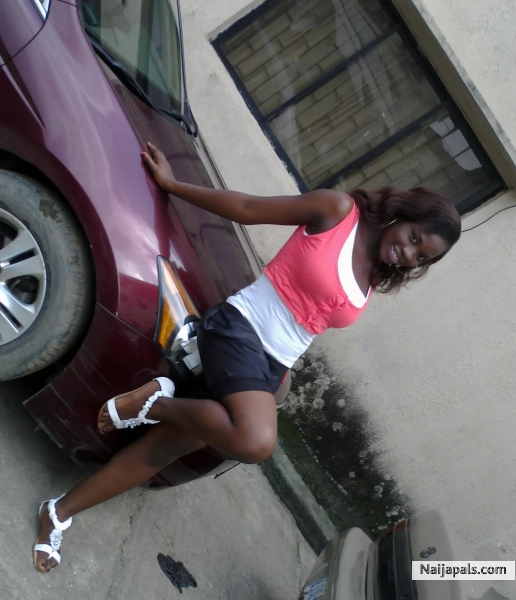 jst meeeee.. - click for next photo