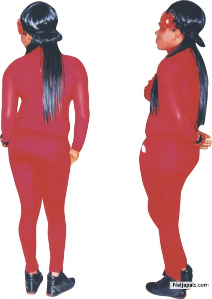 LADY B. DE HAIR MAKE-UP ARTISTE OF THE NEW MILLENNIUM - click for next photo