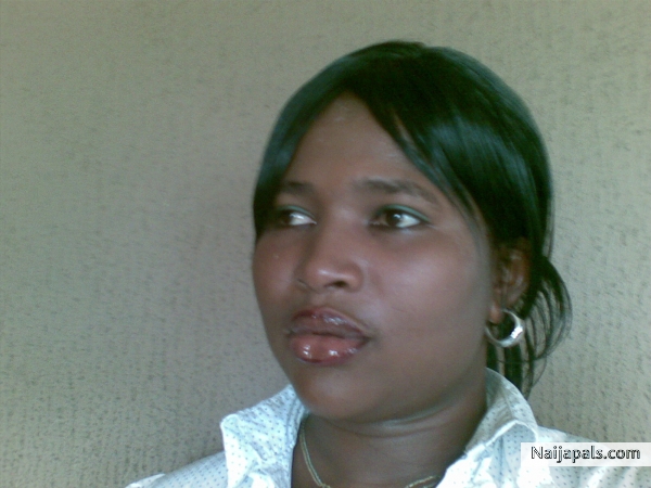 chioma - click for next photo