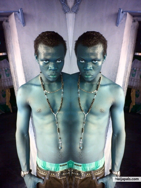  - click for next photo