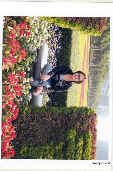  - click for next photo