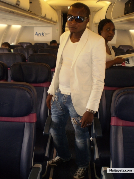 akabigboy2 - click for next photo