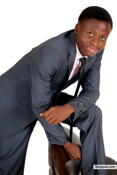 Taio Sams - click for next photo