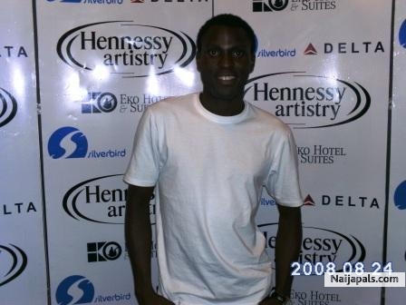 chillin @ d hennessy art of mixing - click for next photo