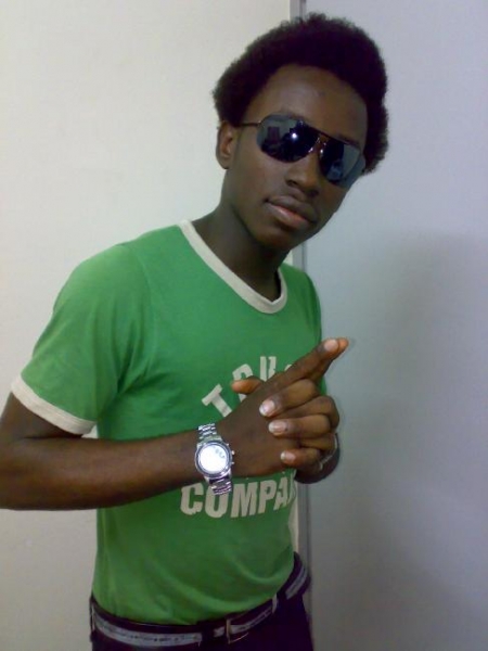  - click for next photo