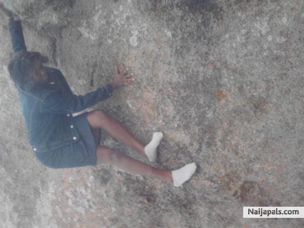  - click for next photo