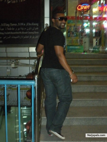  - click for next photo