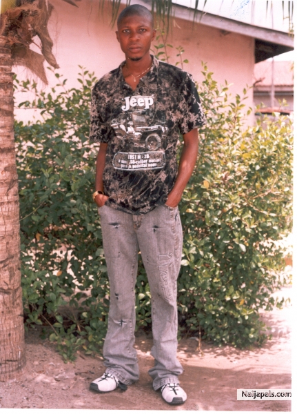  - click for next photo