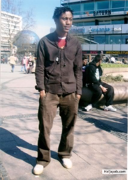  - click for next photo