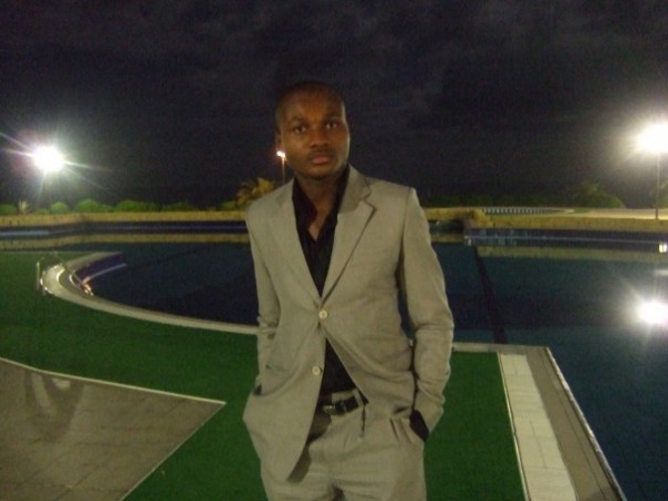 - click for next photo