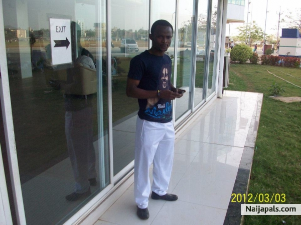 foluusho - click for next photo