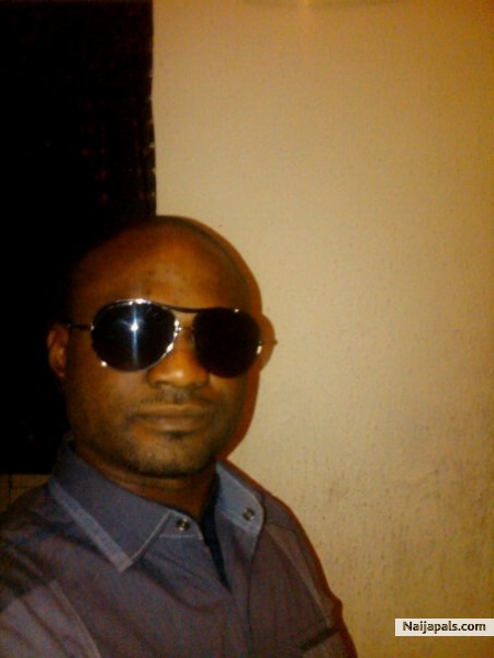 Otunba Bolaji Badmus - click for next photo