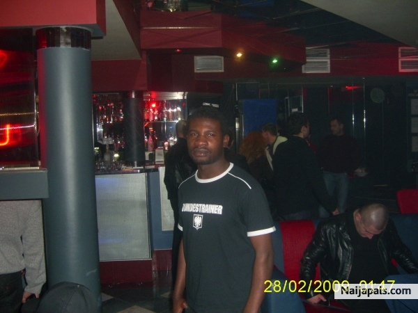  - click for next photo