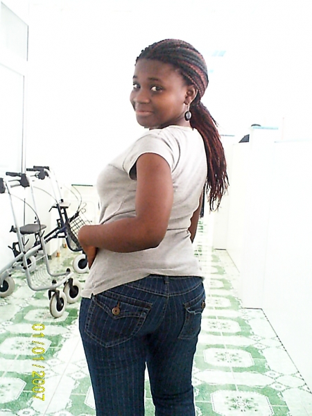  - click for next photo