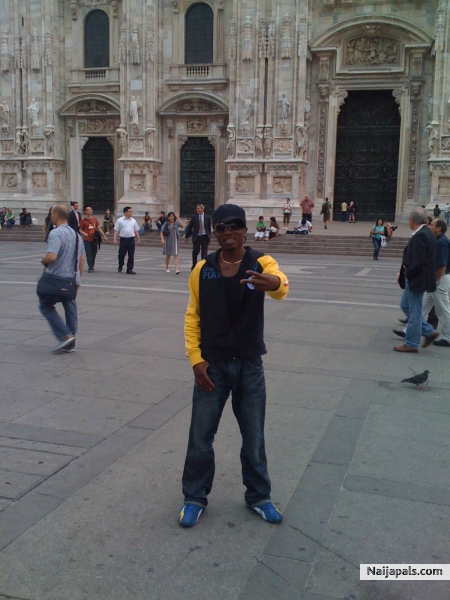 - click for next photo