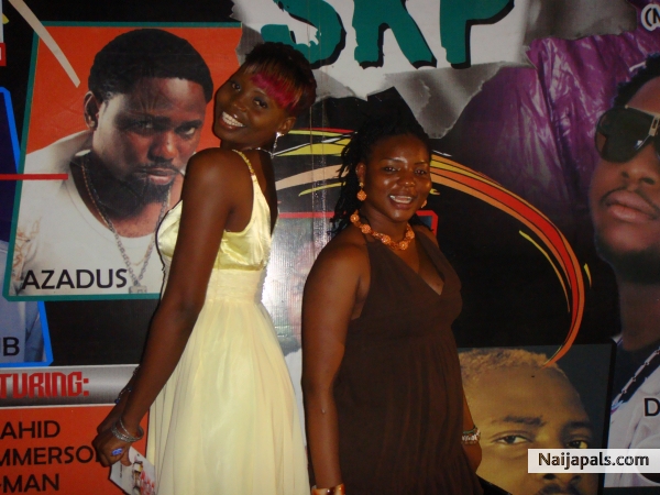 SkP unveilin nite wth my cute pie Samira - click for next photo