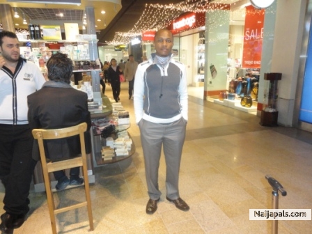 Shopping time - click for next photo