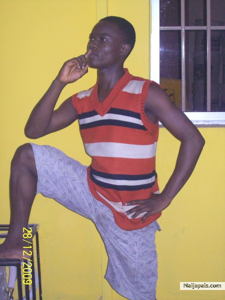  - click for next photo