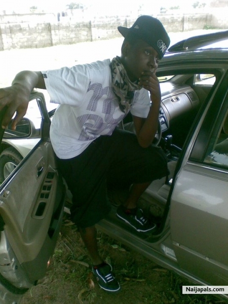  - click for next photo