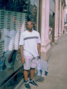  - click for next photo