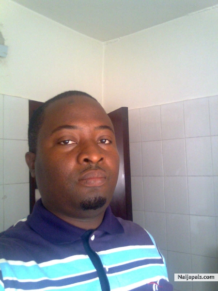 HI FRIENDS - click for next photo