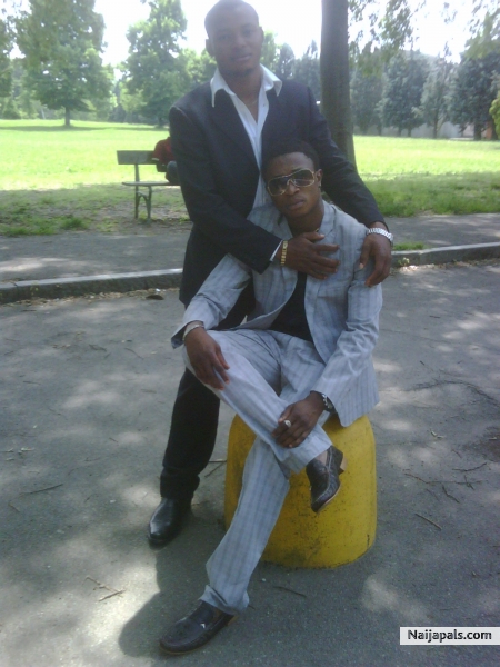  - click for next photo