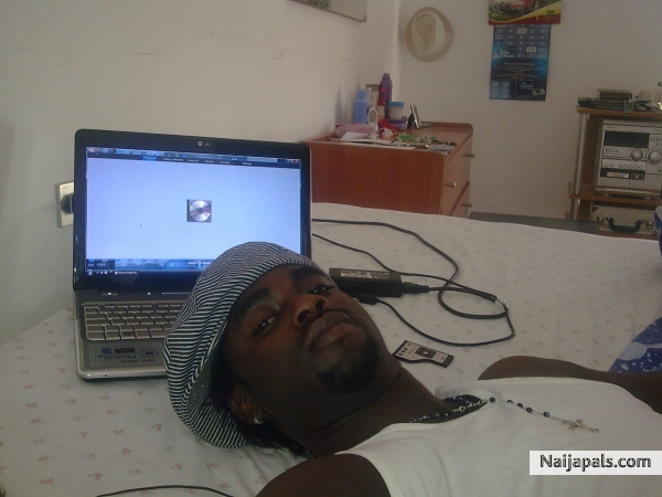  - click for next photo