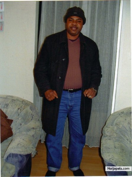  - click for next photo