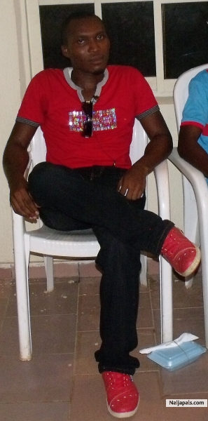  - click for next photo