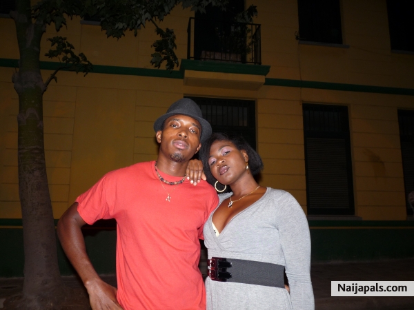 me & mi big sis - click for next photo