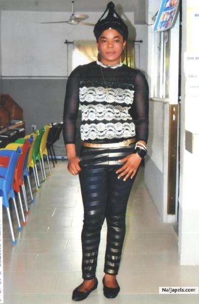Miss Best De Unforeseen/Different Hair Stylist/Artist - click for next photo