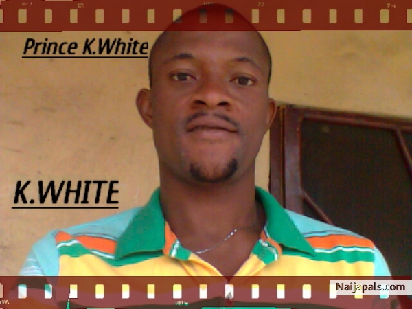 kisswhite - click for next photo