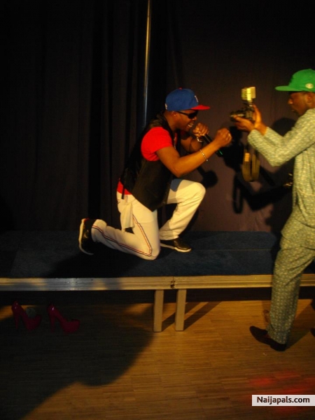 ZICOMAN 9JA in action during live show in Amsterdam Netherlands - click for next photo