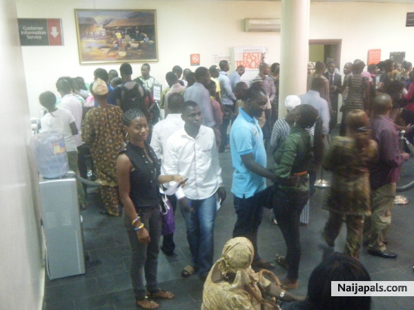 What is wrong with this photo? (GTB banking hall Edition) - click for next photo