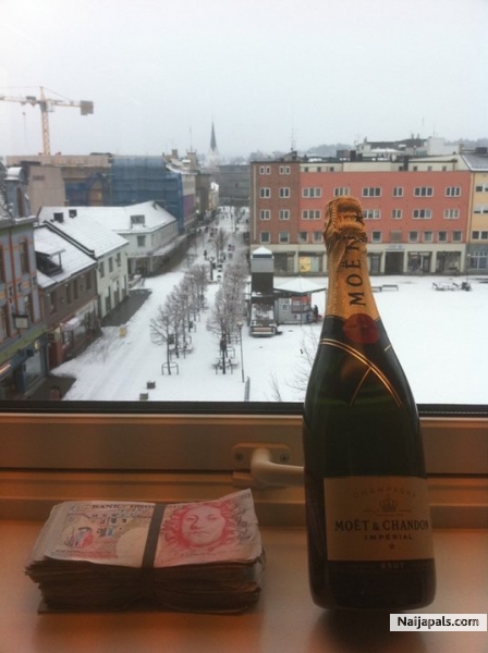 living life to da fullest in sheffield - click for next photo