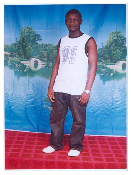  - click for next photo