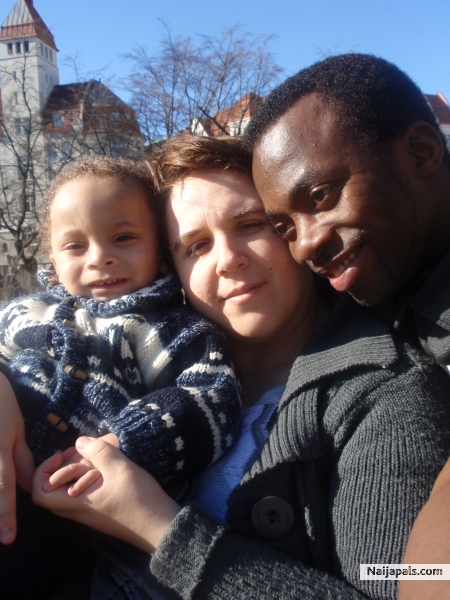 happy family - click for next photo