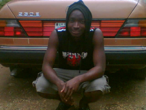  - click for next photo