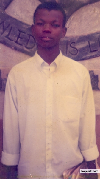 Back in Secondary Skul daz - click for next photo