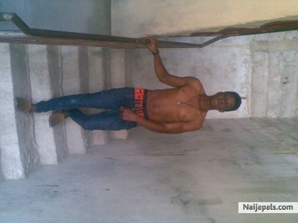  - click for next photo