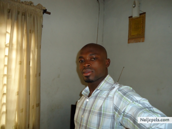 in my crib - click for next photo