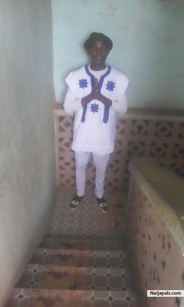  - click for next photo