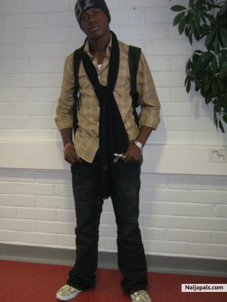  - click for next photo
