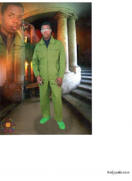 that my fucking working overrooooow - click for next photo