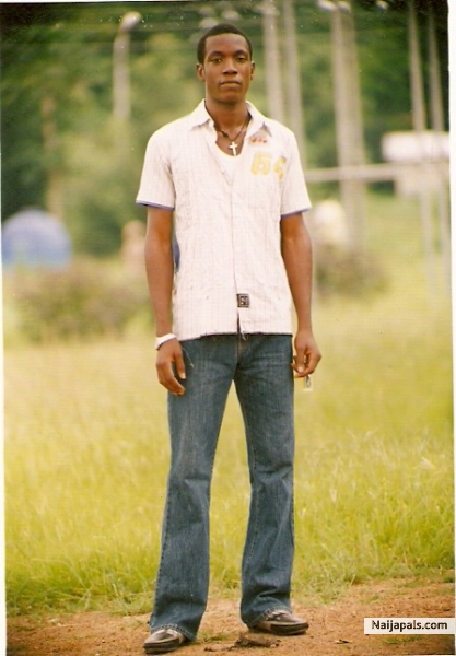 - click for next photo