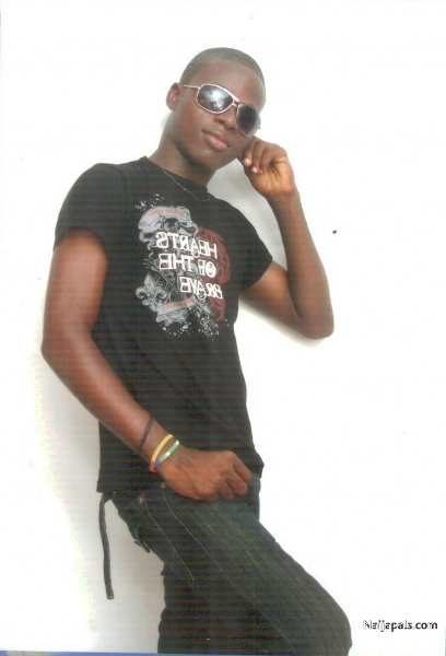  - click for next photo