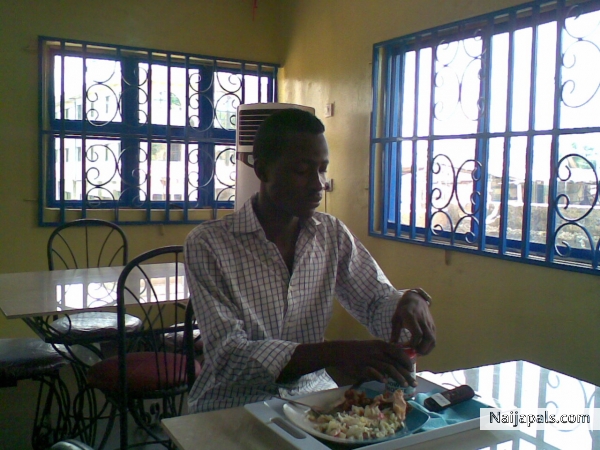 I love eat. - click for next photo