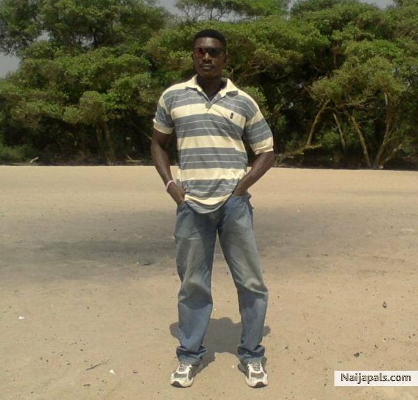  - click for next photo